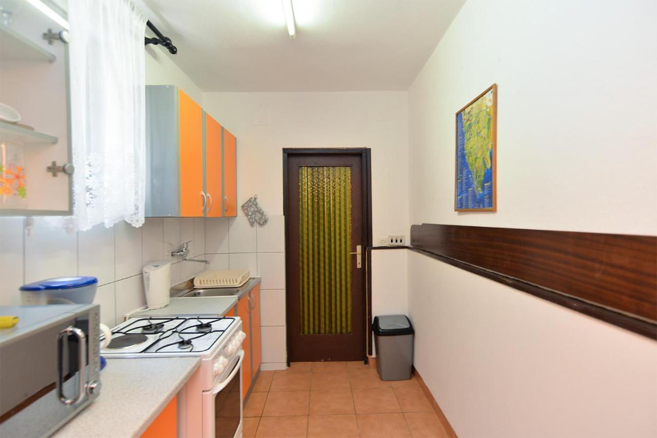 Apartment Dulijana 2042 Pola Esterno foto